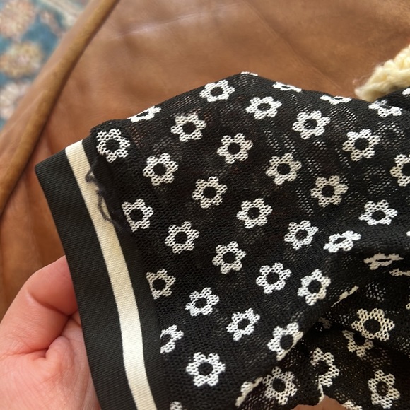 1990s Mesh Daisy Vivienne Tam Short Sleeve Top - Picture 7 of 8